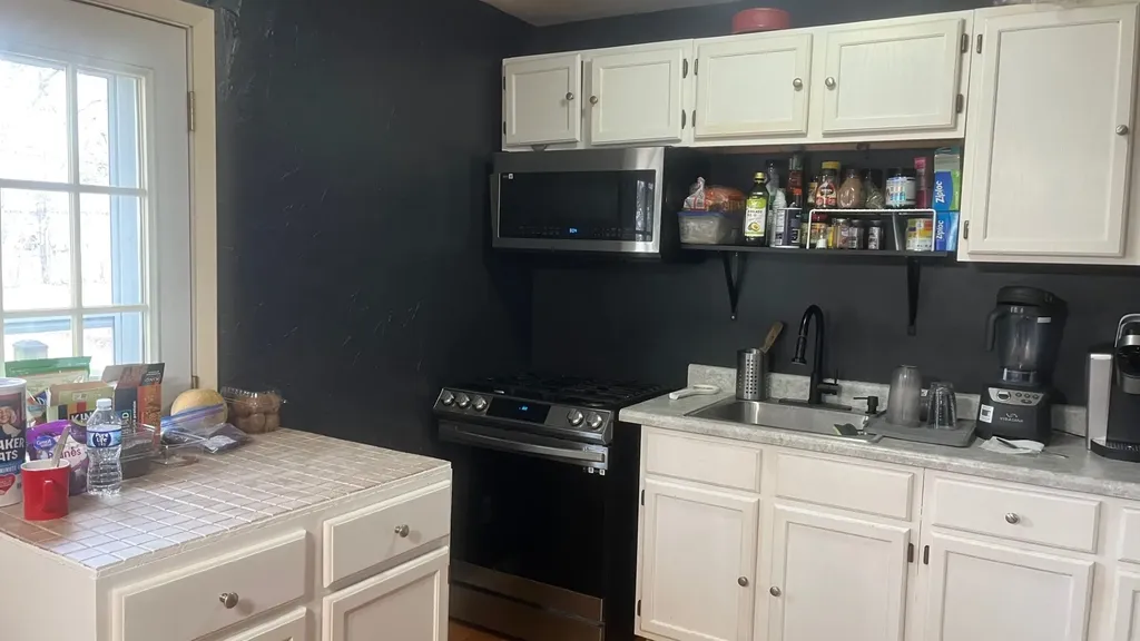450 Sherwood Drive Aurora IL 60505