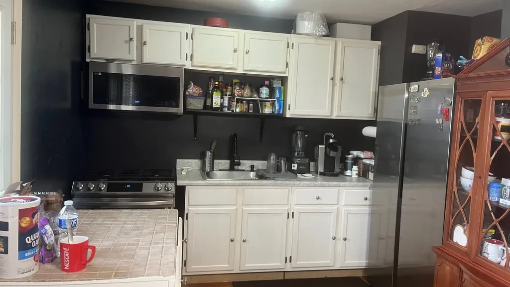 450 Sherwood Drive Aurora IL 60505