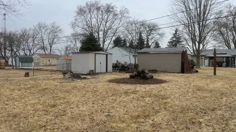 450 Sherwood Drive Aurora IL 60505