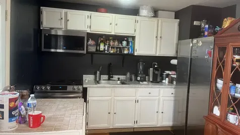 450 Sherwood Drive Aurora IL 60505