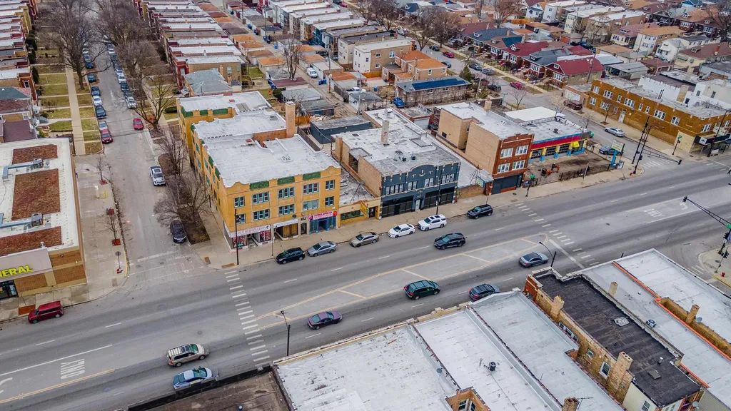 5418 West North Avenue Chicago IL 60639
