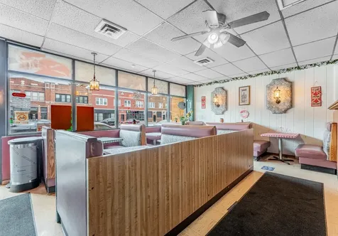 5418 West North Avenue Chicago IL 60639