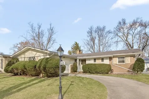 1033 West Ohio Street Glenwood IL 60425