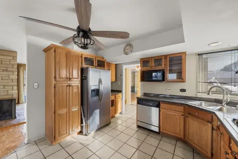 1033 West Ohio Street Glenwood IL 60425