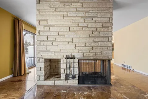 1033 West Ohio Street Glenwood IL 60425