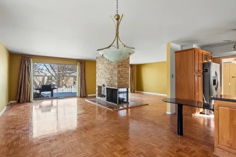 1033 West Ohio Street Glenwood IL 60425