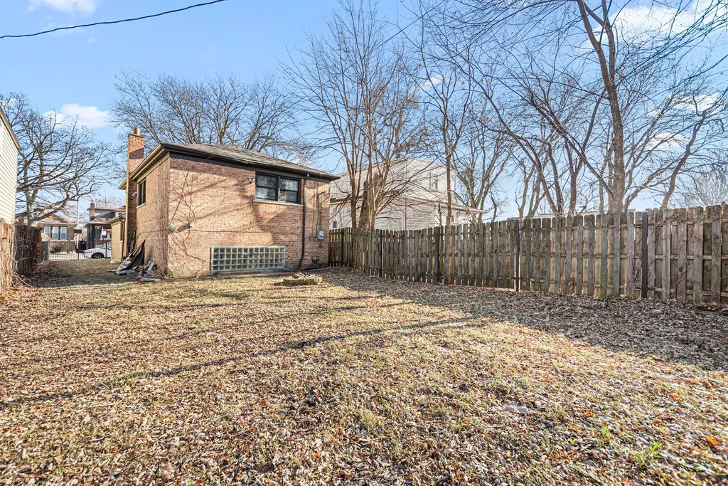 7948 South Avalon Avenue Chicago IL 60619