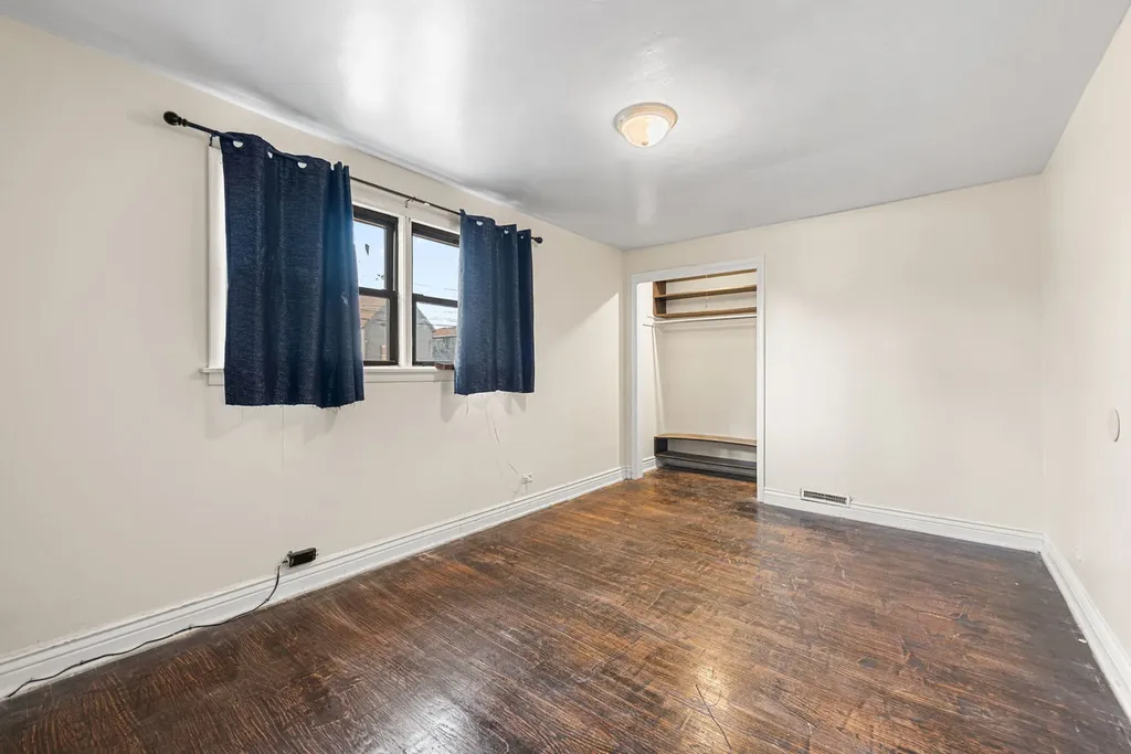 7948 South Avalon Avenue Chicago IL 60619