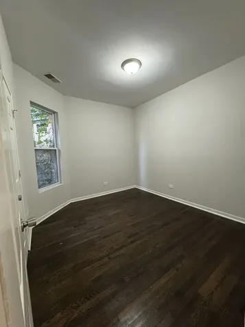 6130 South Rhodes Street Chicago IL 60637