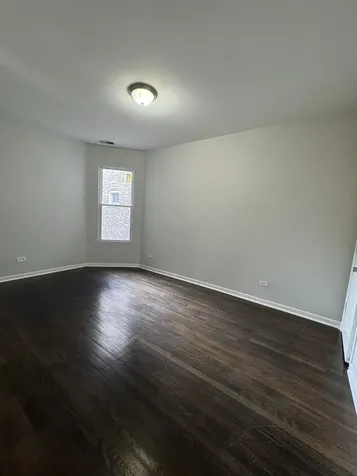 6130 South Rhodes Street Chicago IL 60637