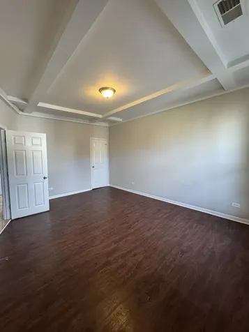 6130 South Rhodes Street Chicago IL 60637