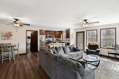 204 South Henry Street Ashkum IL 60911