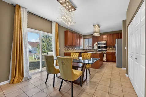 2956 Aberdeen Drive Montgomery IL 60538