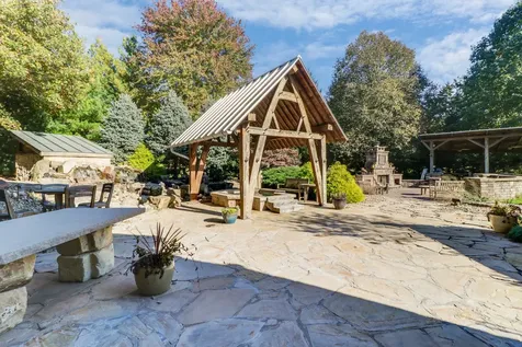 13 Norbloom Avenue Bloomington IL 61701