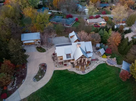 13 Norbloom Avenue Bloomington IL 61701