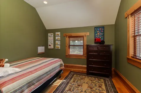 13 Norbloom Avenue Bloomington IL 61701