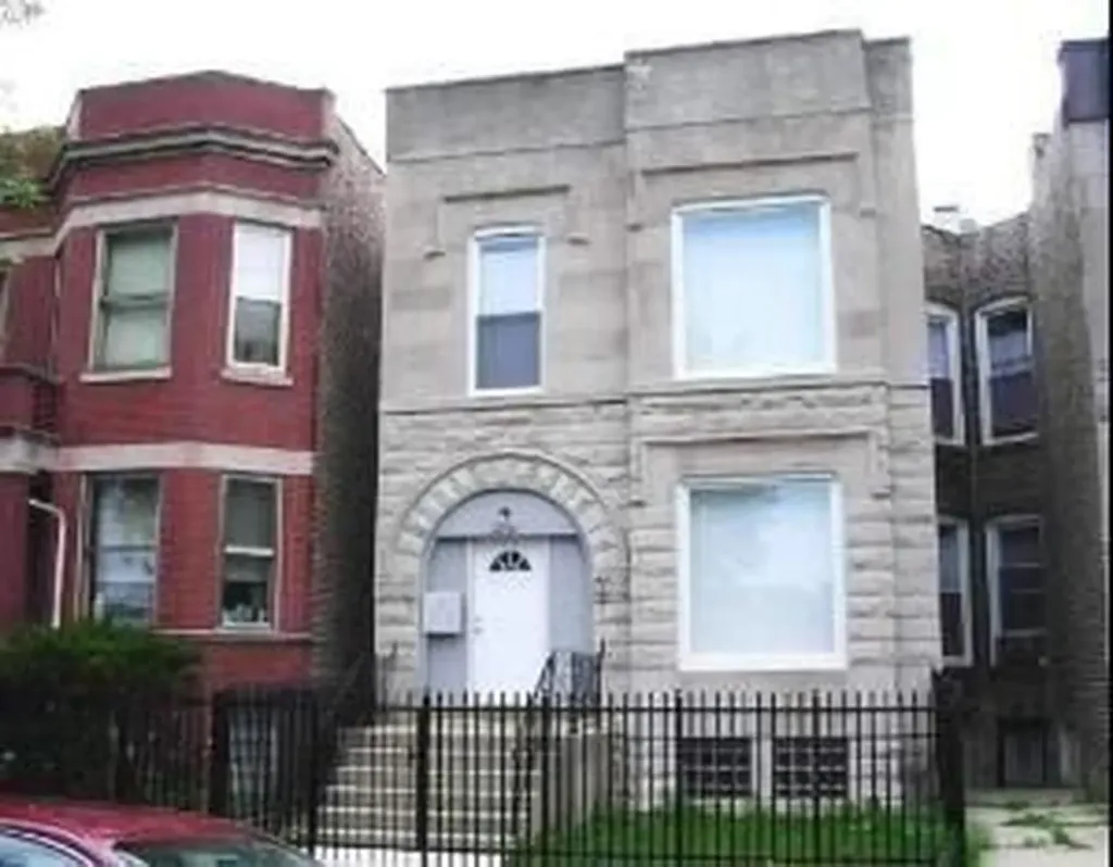 4429 West Adams Street Chicago IL 60624