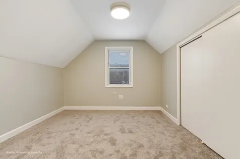 8367 South Baltimore Avenue Chicago IL 60617