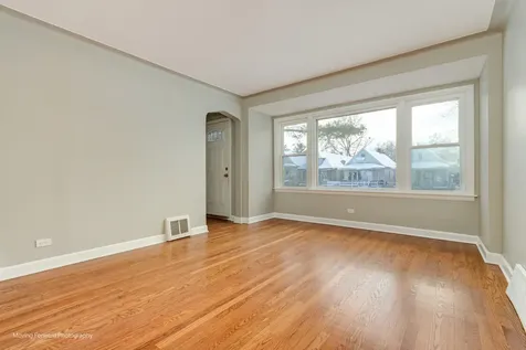8367 South Baltimore Avenue Chicago IL 60617