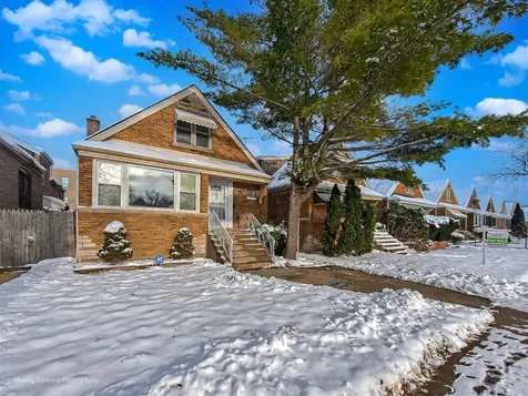 8367 South Baltimore Avenue Chicago IL 60617
