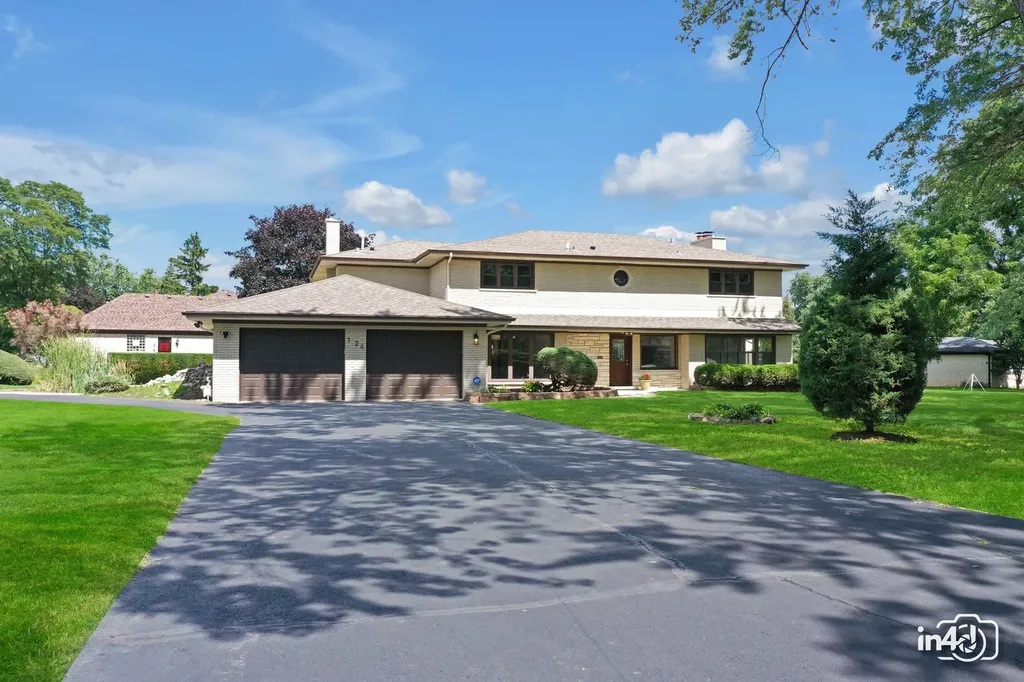 124 East Monterey Avenue Schaumburg IL 60193