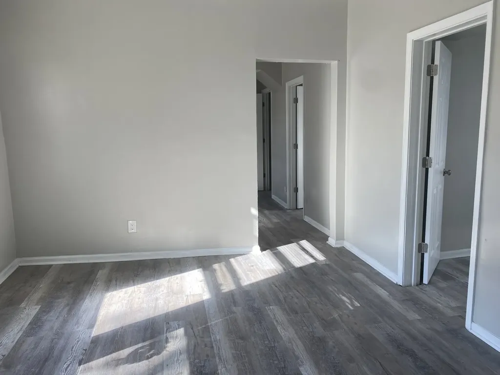 7614 South Maryland Avenue Chicago IL 60619