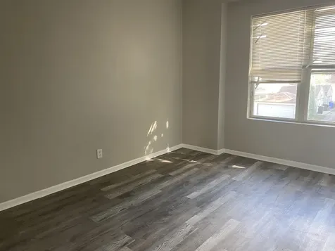 7614 South Maryland Avenue Chicago IL 60619