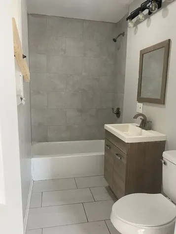 7614 South Maryland Avenue Chicago IL 60619