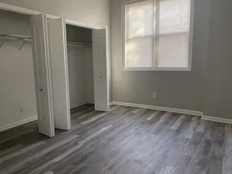 7614 South Maryland Avenue Chicago IL 60619