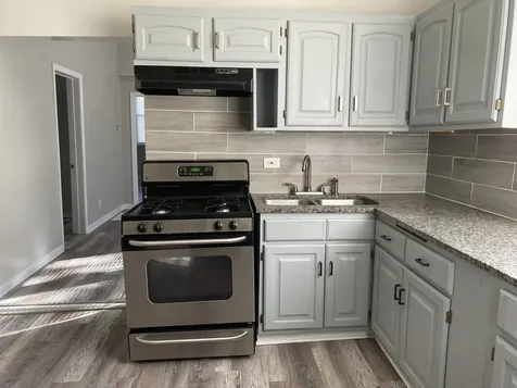 7614 South Maryland Avenue Chicago IL 60619