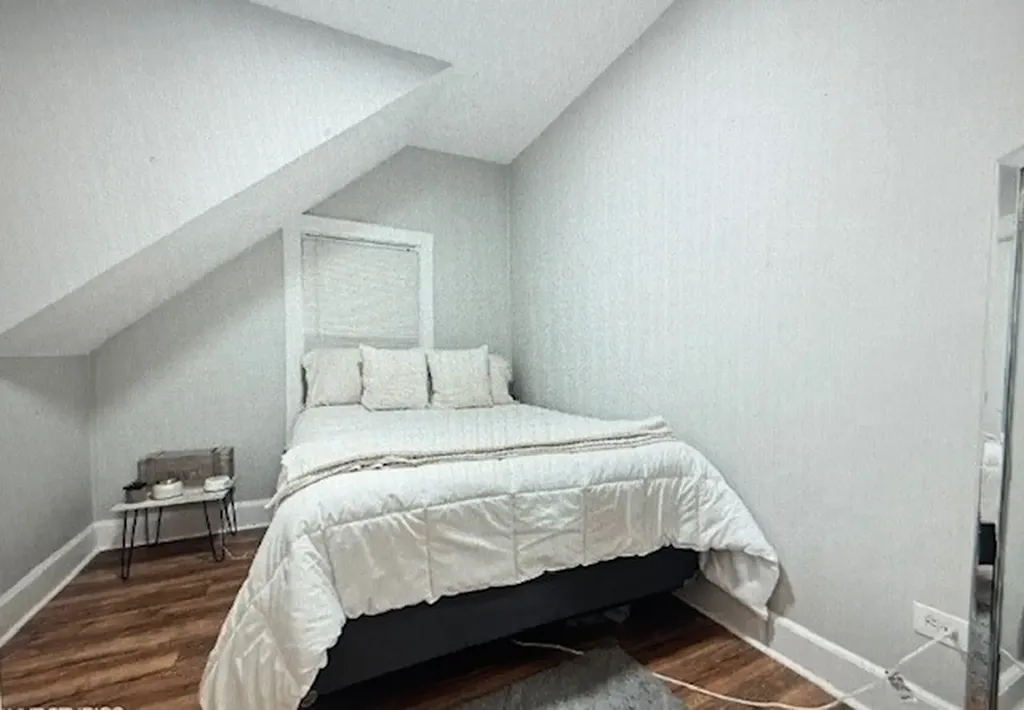 843 North Francisco Avenue Chicago IL 60622