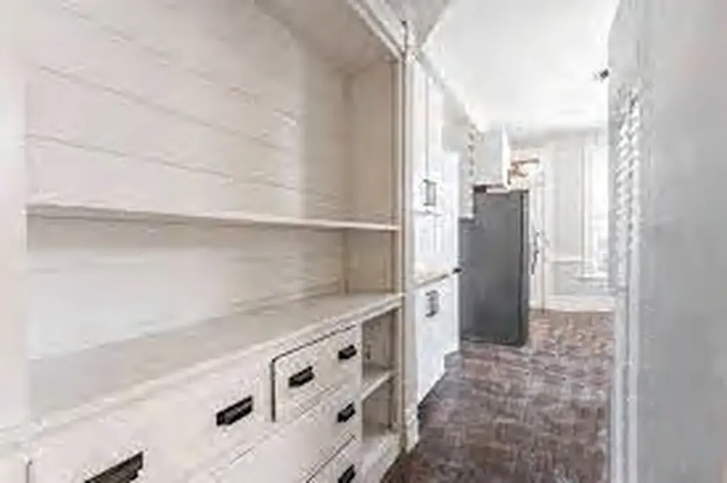 843 North Francisco Avenue Chicago IL 60622