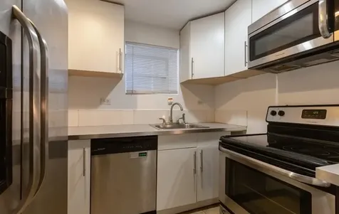 843 North Francisco Avenue Chicago IL 60622