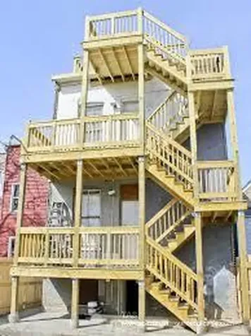 843 North Francisco Avenue Chicago IL 60622