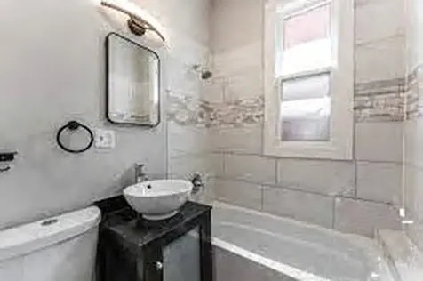 843 North Francisco Avenue Chicago IL 60622