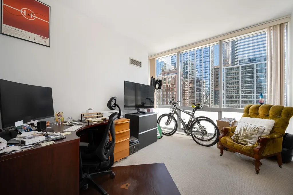 8 East Randolph Street Chicago IL 60601