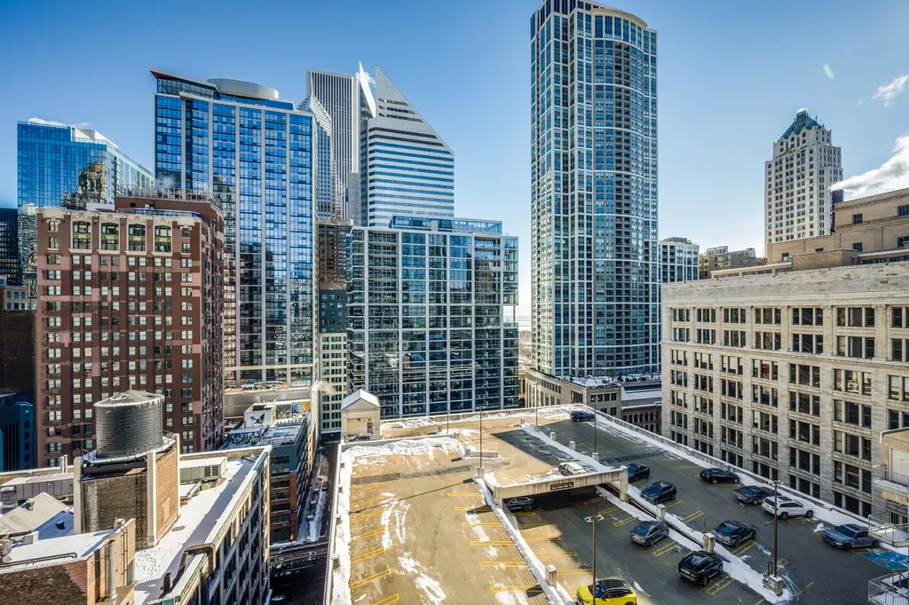 8 East Randolph Street Chicago IL 60601