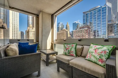 8 East Randolph Street Chicago IL 60601