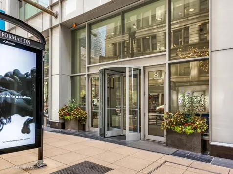 8 East Randolph Street Chicago IL 60601