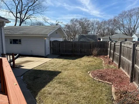 2310 Jethro Avenue Zion IL 60099