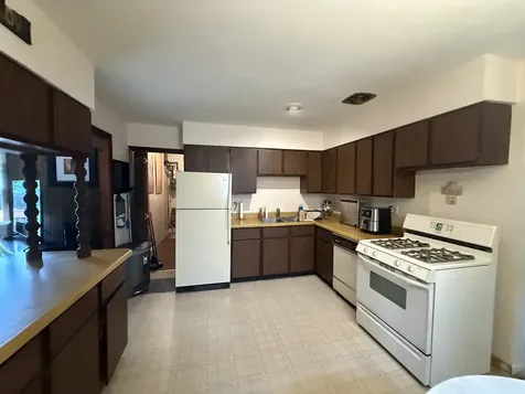 2310 Jethro Avenue Zion IL 60099
