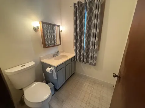 2310 Jethro Avenue Zion IL 60099