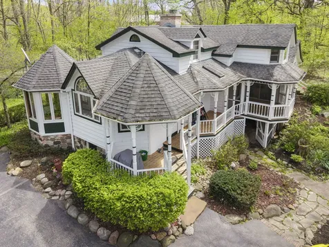 7019 Johnsburg Road Spring Grove IL 60081