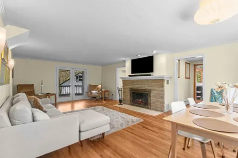 7019 Johnsburg Road Spring Grove IL 60081