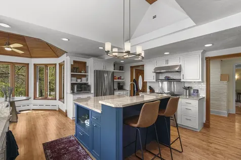 7019 Johnsburg Road Spring Grove IL 60081