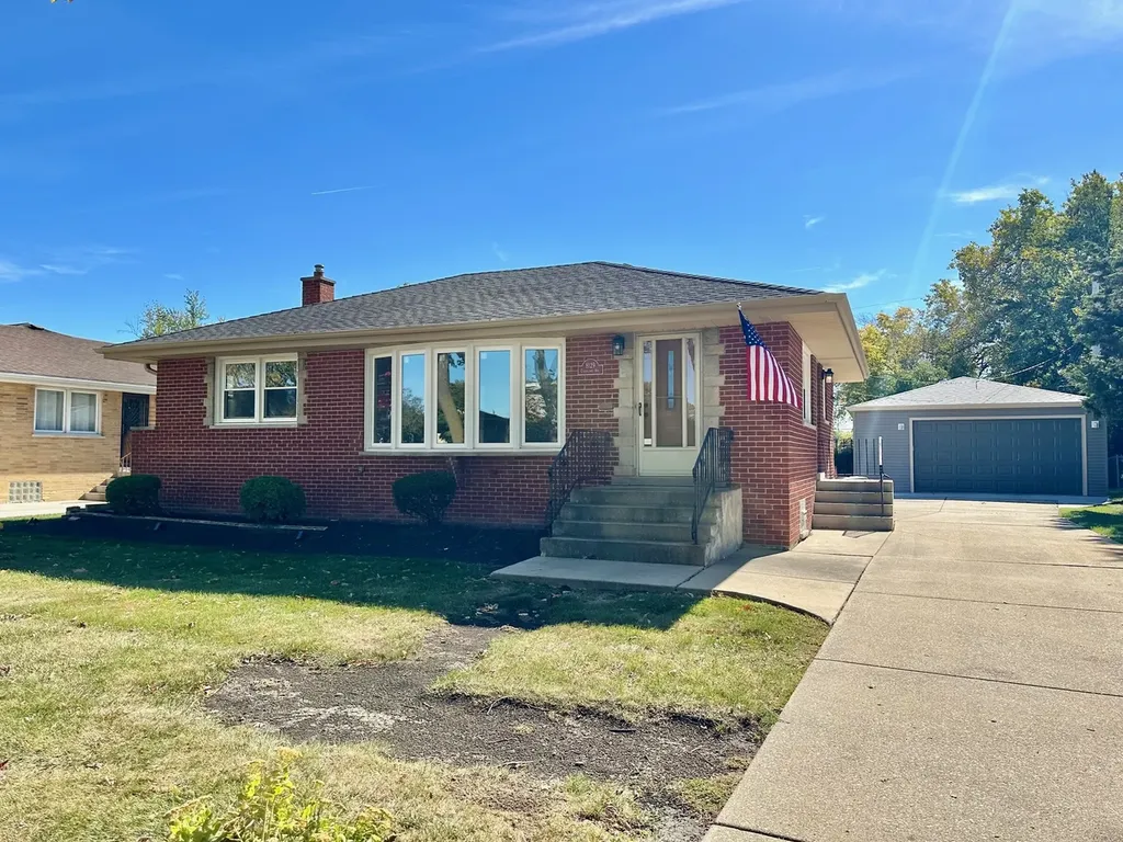 8129 West Courtland Avenue Norridge IL 60706
