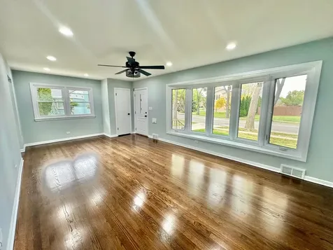8129 West Courtland Avenue Norridge IL 60706