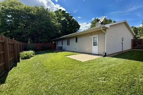 2707 Worcester Drive Champaign IL 61821