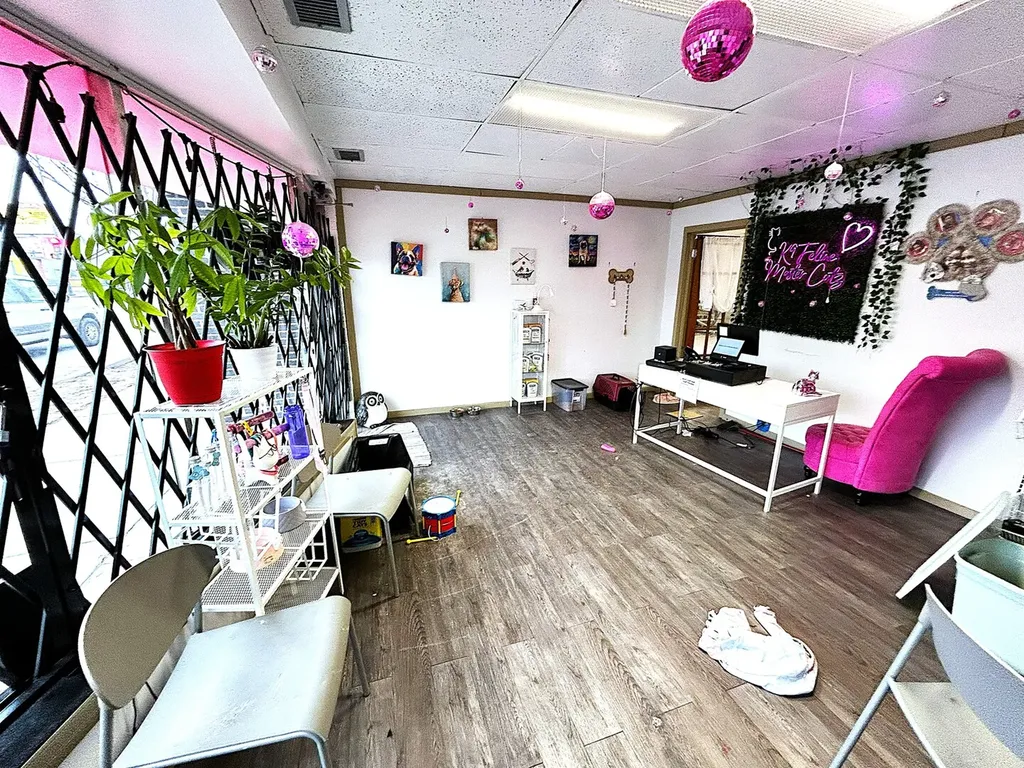 3614 West Division Street Chicago IL 60651
