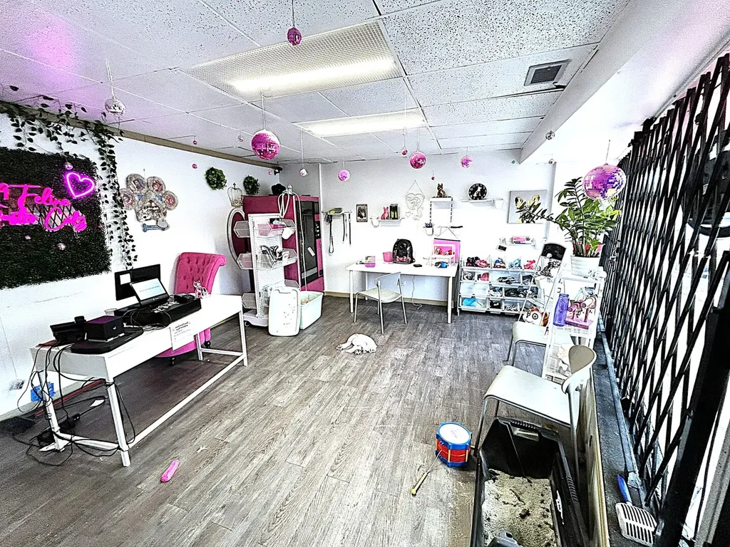 3614 West Division Street Chicago IL 60651